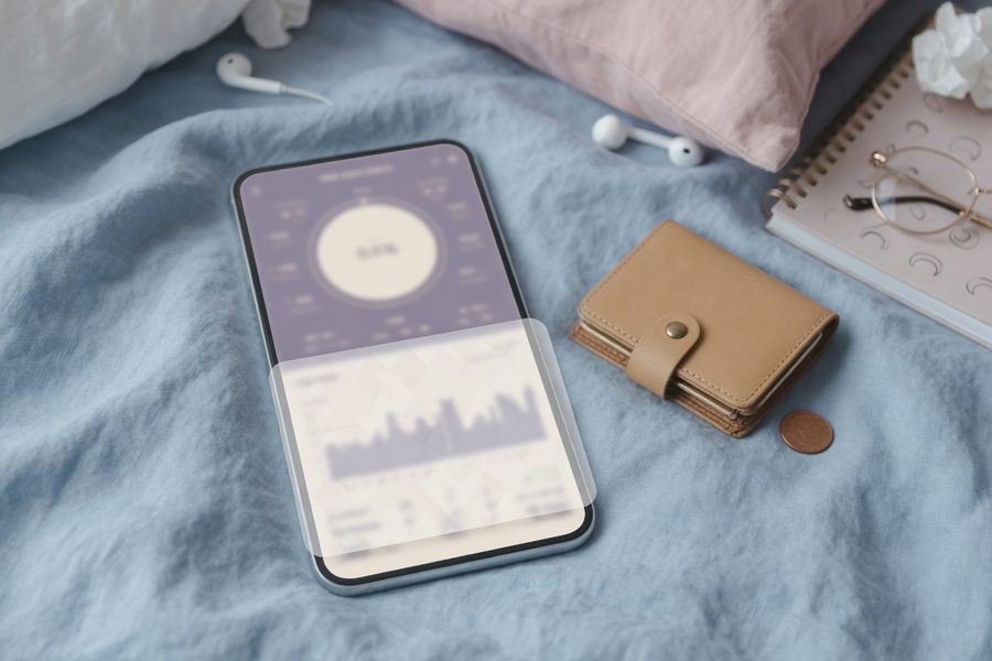Sleep app dashboard showing hypnogram and daily sleep score